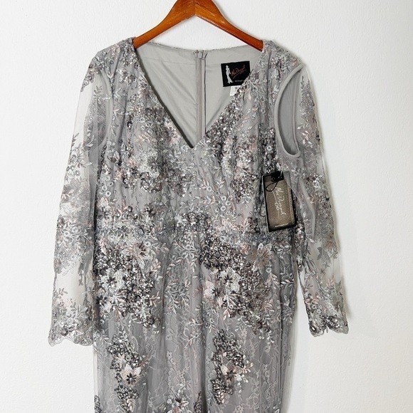 Mac Duggal Embellished V Neck Illusion Long Sleeve Gown - Picture 3 of 10